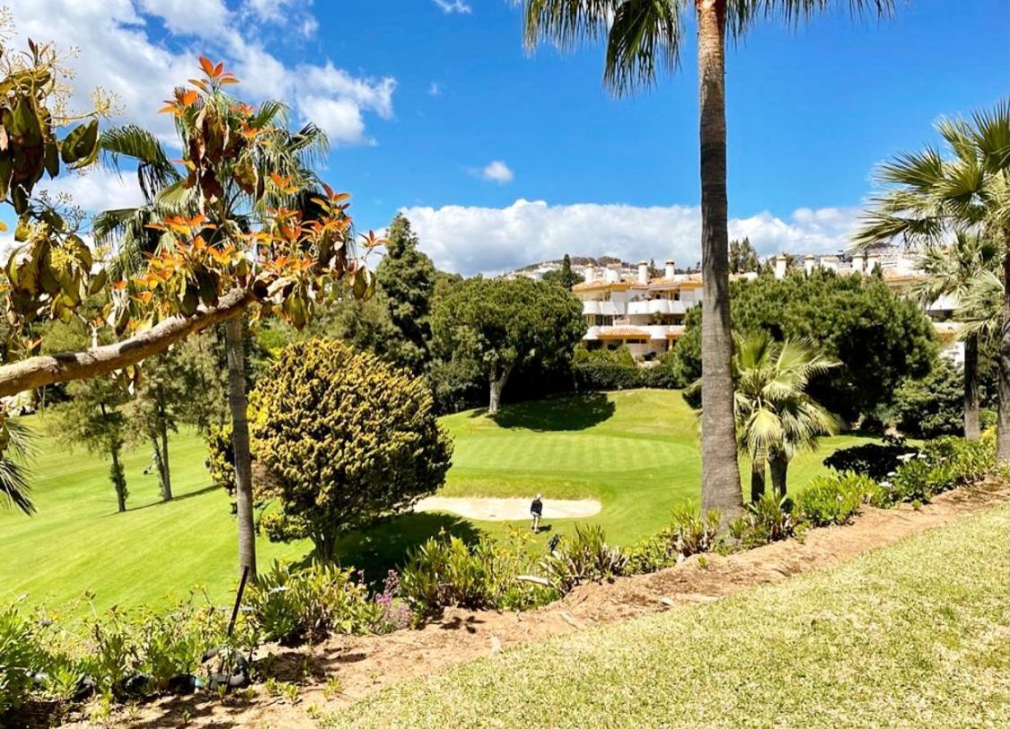The Golden House, Calahonda Golf Apartment Sitio de Calahonda Exterior photo